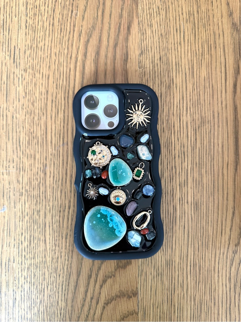Artikl Mosaic iPhone 16 Pro Max Phone Case Black Charm Gemstone Boho New in Box - Picture 2 of 14